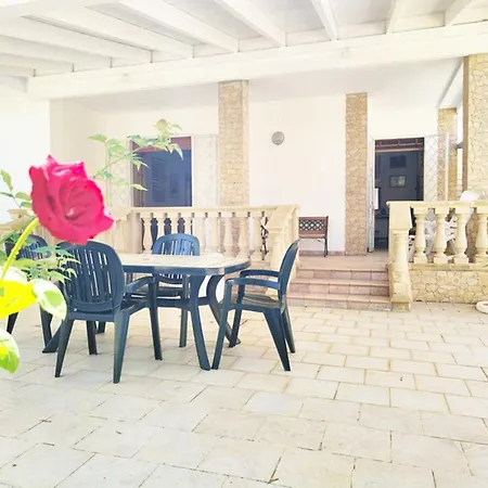 Villa Miranda By Interhome