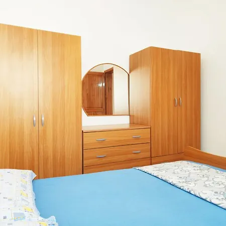 Miranda By Interhome *